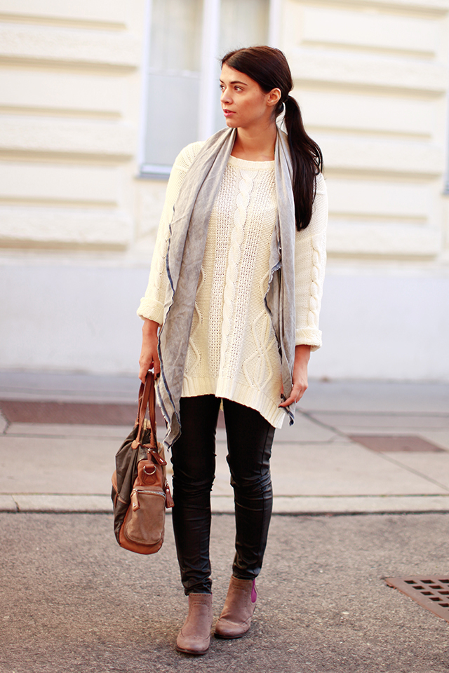 big knit & chelsea boots