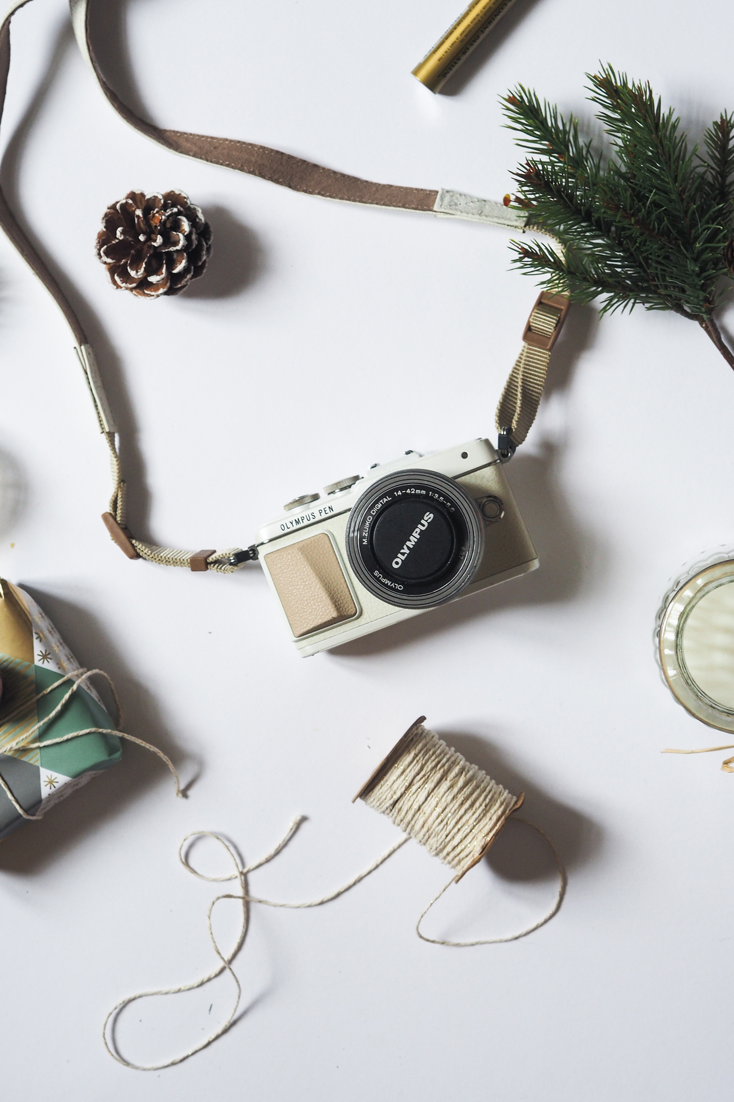 OLYMPUS DIGITAL CAMERA